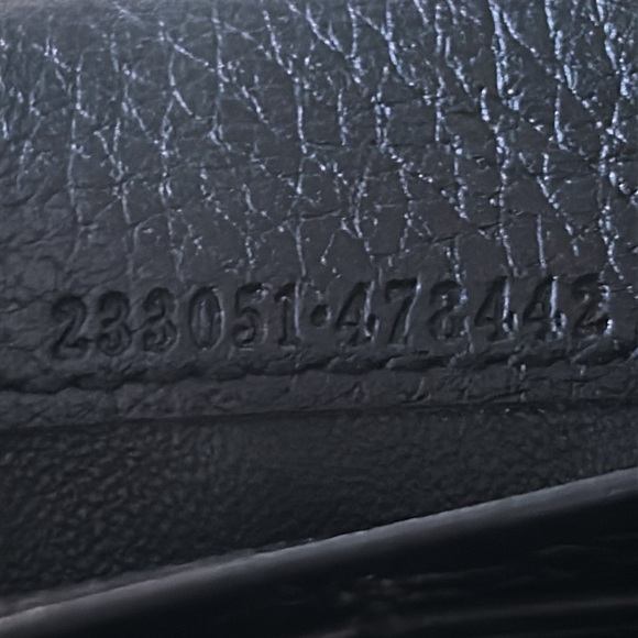 GUCCI AUTHENTIC WALLET - Picture 5 of 6